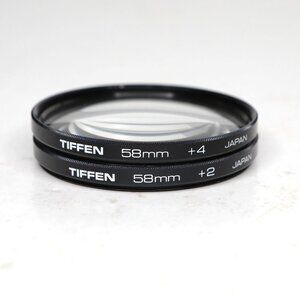 Tiffen 58mm Close Up Lens Filters  +2 +4 Macro Photography Made in Japan Case